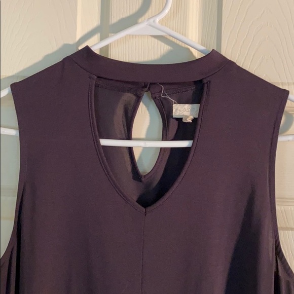 Collared Tank Top - Picture 1 of 4